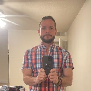 Meet your Posher, Alejandro